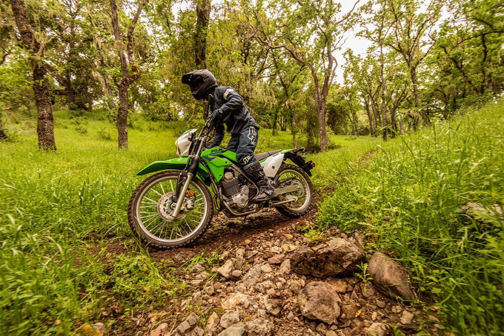 KLX230S