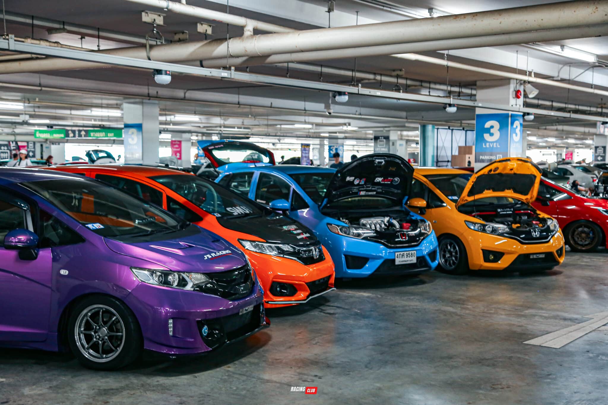 รถซิ่งขึ้นตึก 4 งานรวมรถซิ่งที่ใหญ่อันดับต้นๆของประเทศ! - Racing Club ...