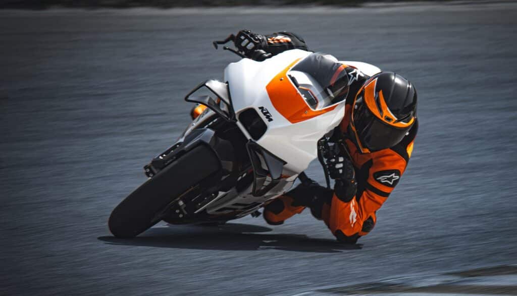 KTM RC 8C 2024